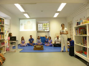 kirtana na biblioteca dos corucheus